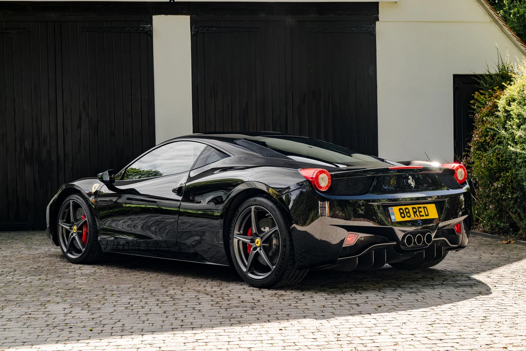 2010 Ferrari 458 Italia - Image 5 of 31