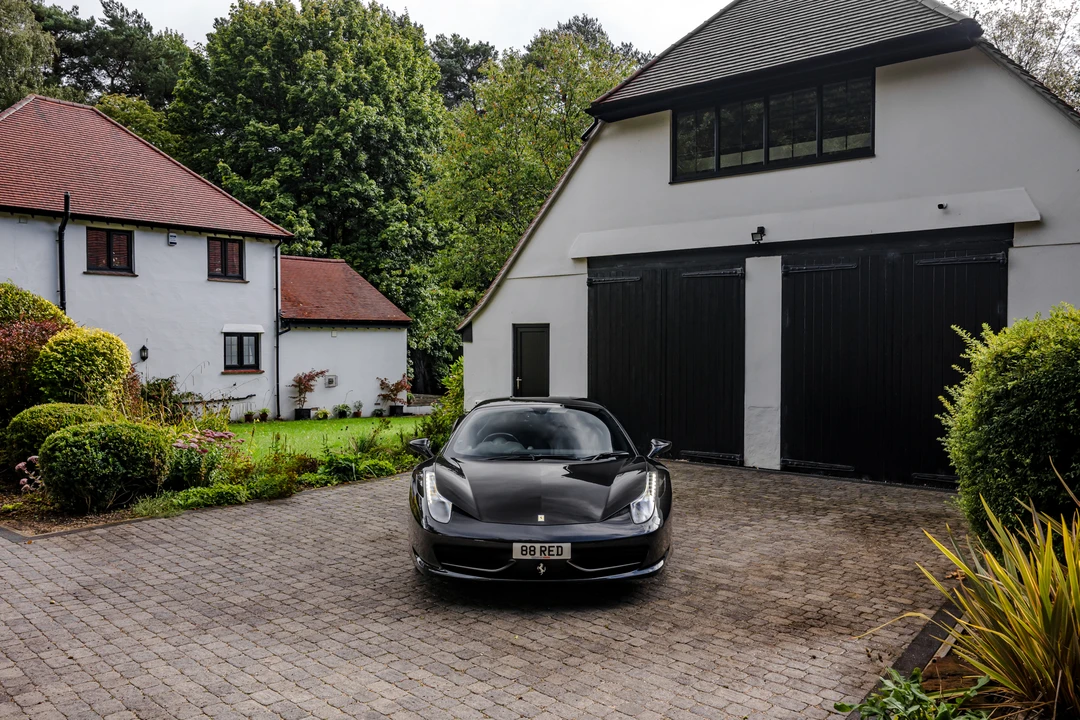 2010 Ferrari 458 Italia - Image 10 of 31