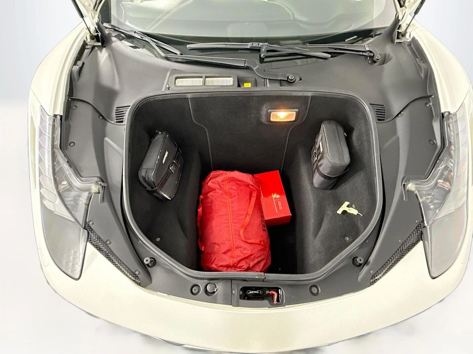 2010 Ferrari 458 Italia - Image 15 of 31