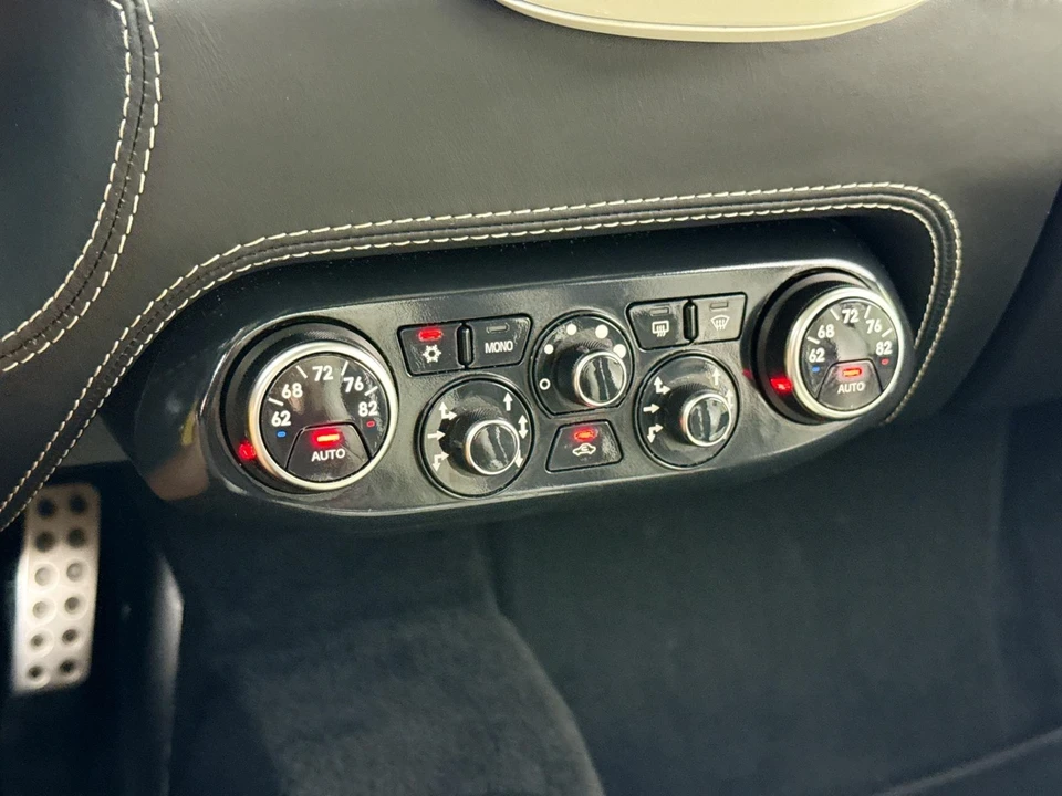 2010 Ferrari 458 Italia - Image 23 of 31