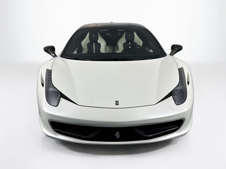 2010 Ferrari 458 Italia - Image 2 of 31