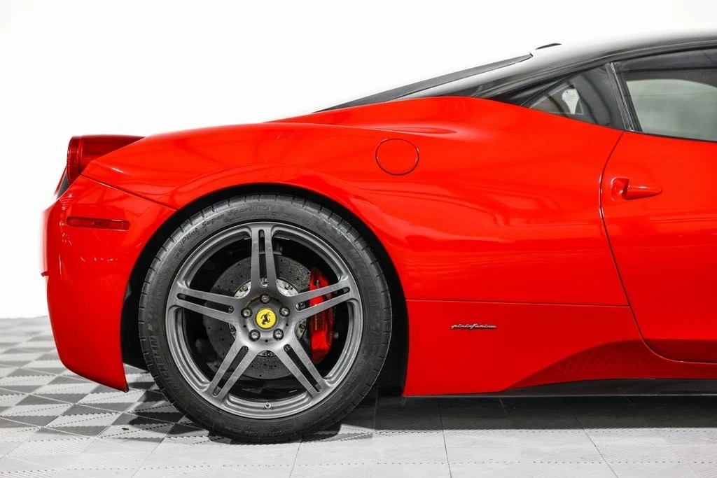 2010 Ferrari 458 Italia - Image 2 of 21