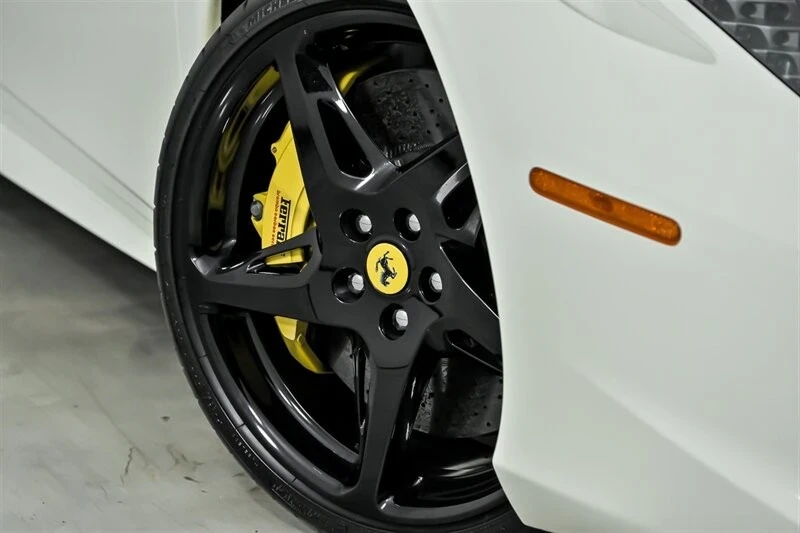 2010 Ferrari 458 Italia - Image 4 of 12