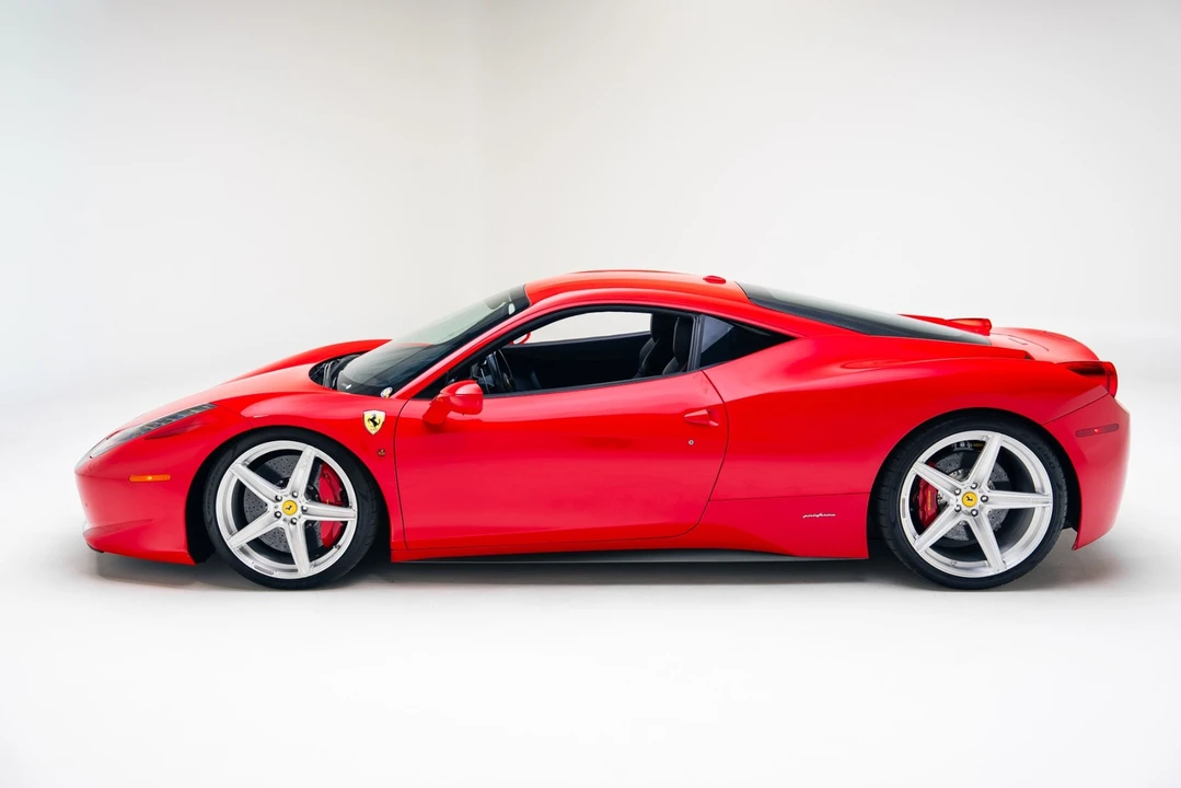 2010 Ferrari 458 Italia - Image 14 of 21