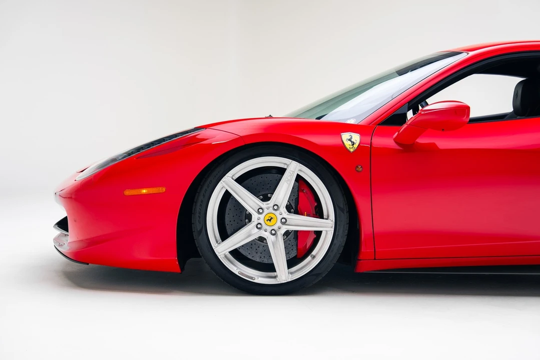 2010 Ferrari 458 Italia - Image 16 of 21