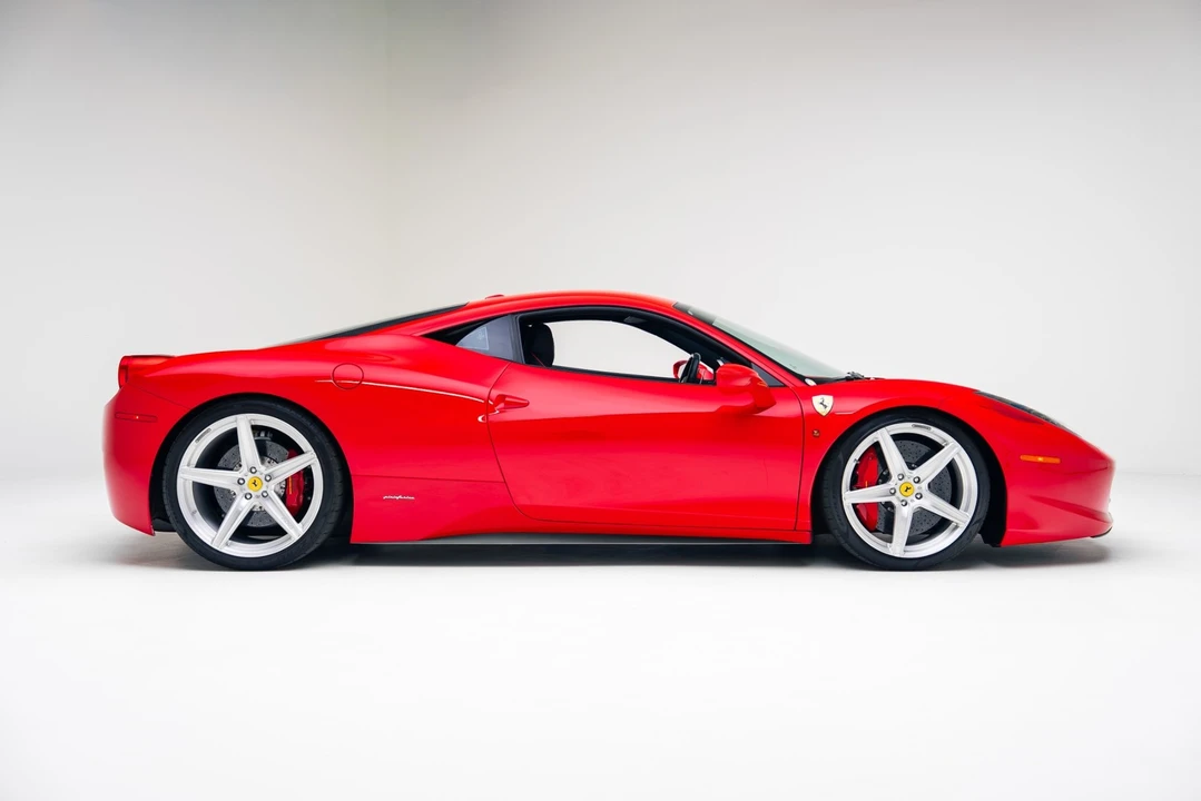 2010 Ferrari 458 Italia - Image 3 of 21