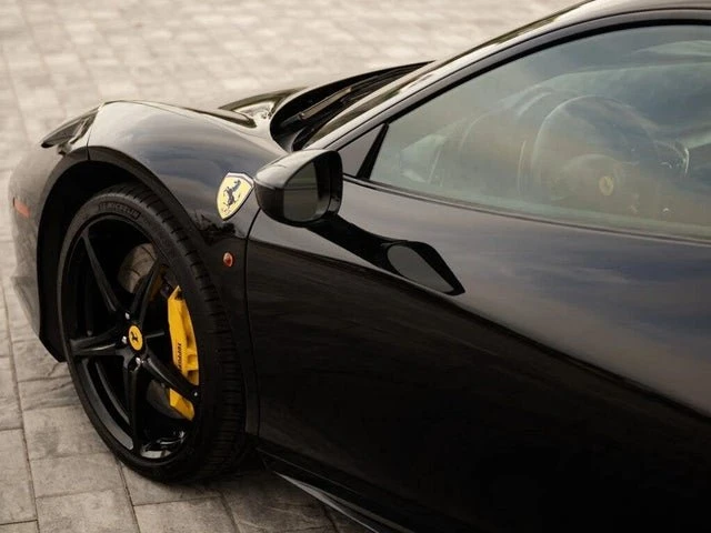 2010 Ferrari 458 Italia - Image 12 of 20