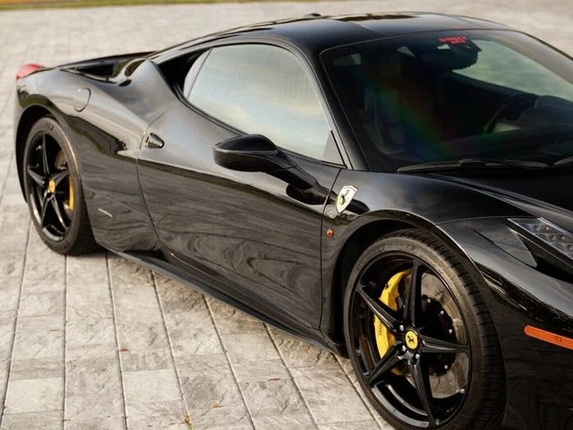 2010 Ferrari 458 Italia - Image 4 of 20