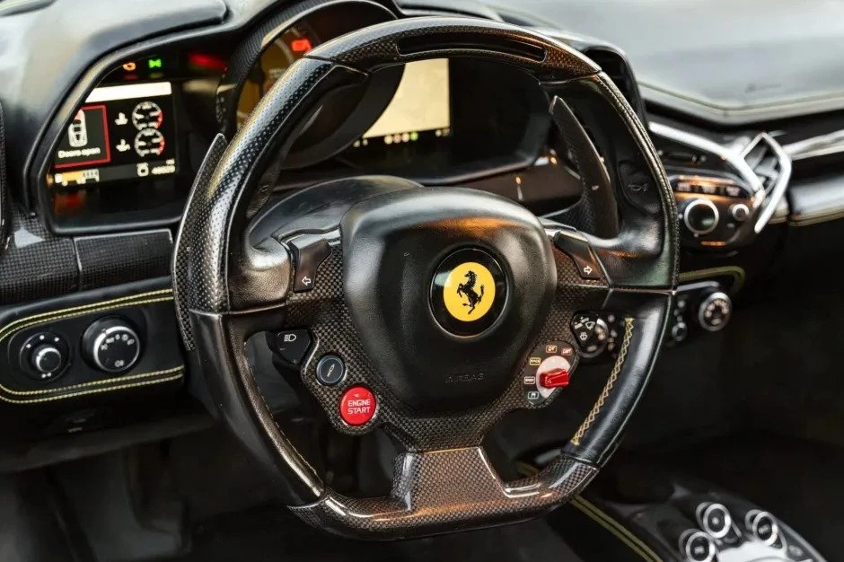 2010 Ferrari 458 Italia - Image 9 of 15