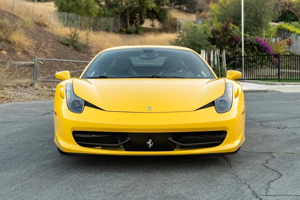 2010 Ferrari 458 Italia - Image 2 of 15