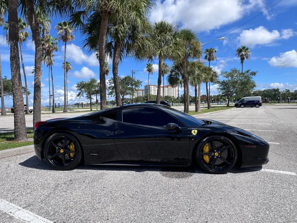 2010 Ferrari 458 Italia - Image 5 of 19