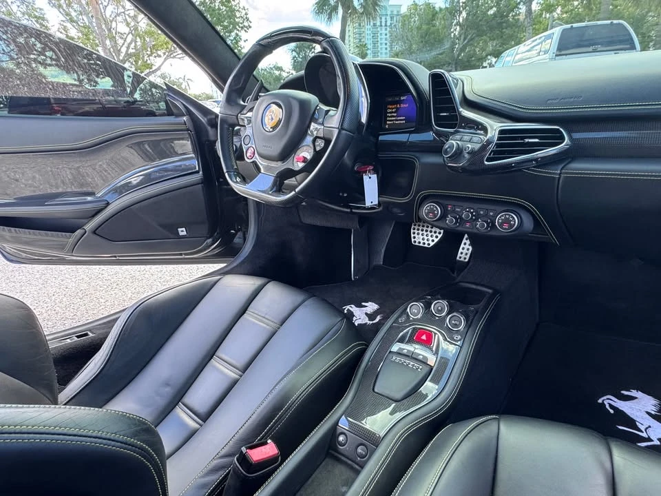2010 Ferrari 458 Italia - Image 15 of 19