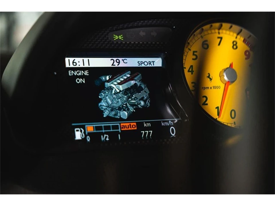 2010 Ferrari 599 GTB Fiorano - Image 13 of 31