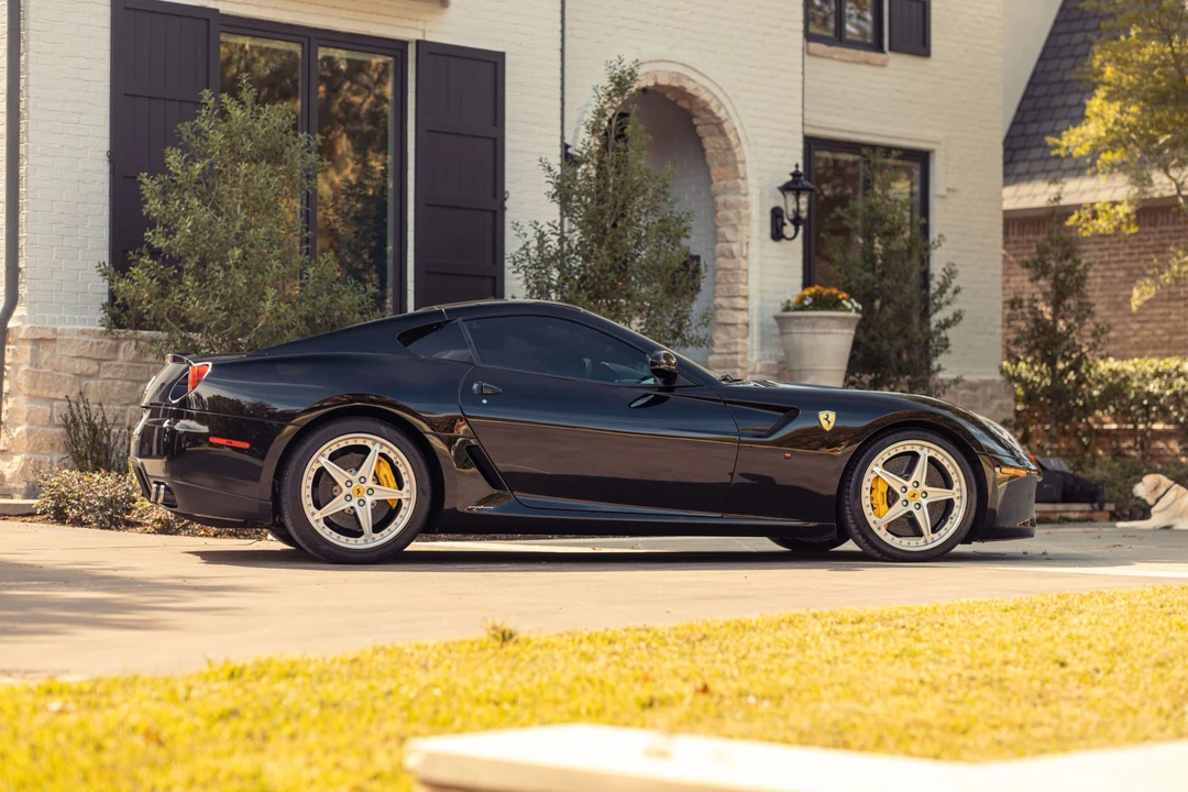 2010 Ferrari 599 GTB Fiorano - Image 15 of 31