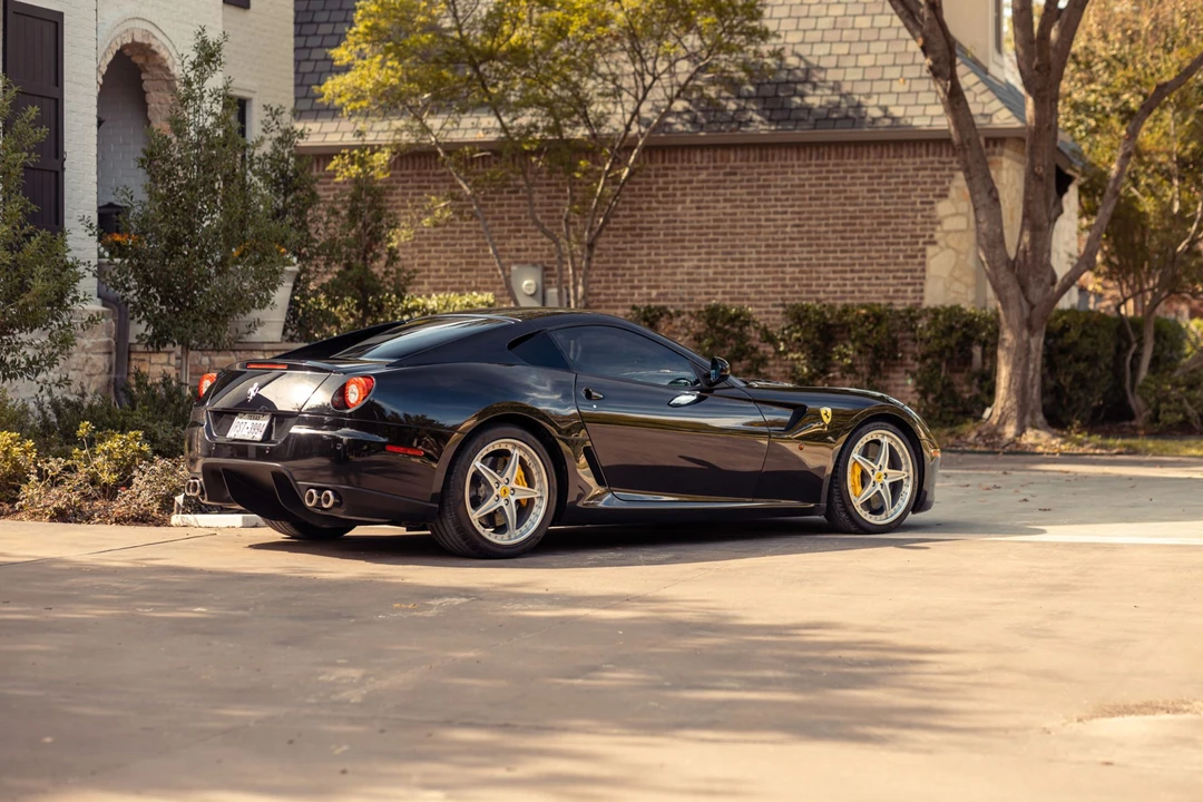 2010 Ferrari 599 GTB Fiorano - Image 16 of 31
