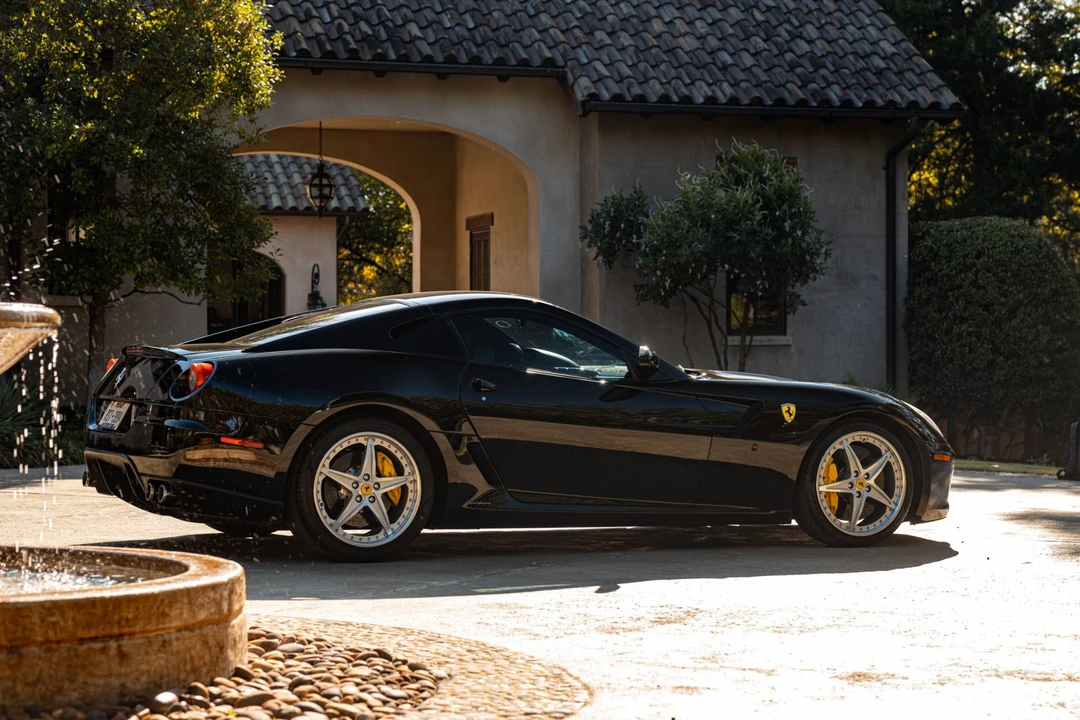 2010 Ferrari 599 GTB Fiorano - Image 21 of 31