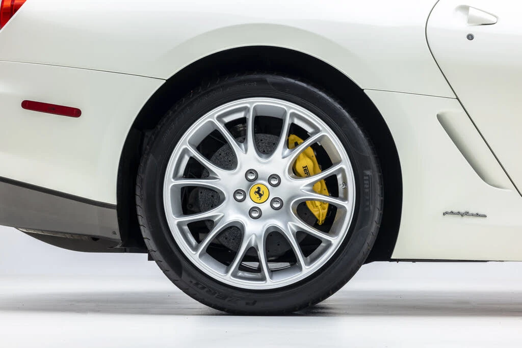 2010 Ferrari 599 GTB Fiorano - Image 18 of 31
