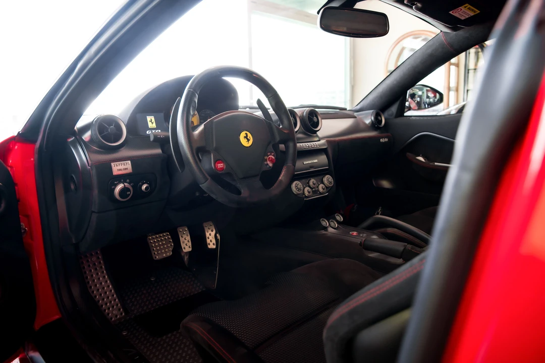 2010 Ferrari 599 GTO - Image 22 of 31