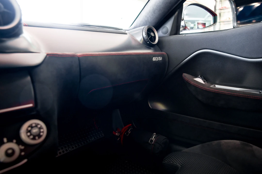 2010 Ferrari 599 GTO - Image 13 of 31