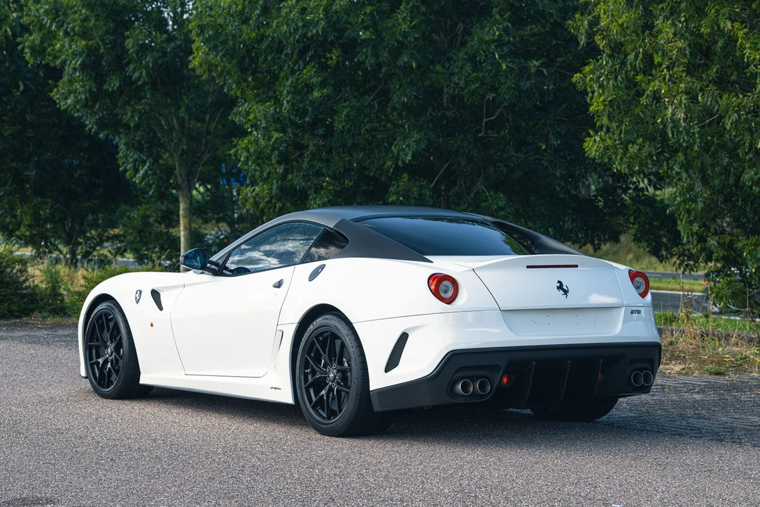 2010 Ferrari 599 GTO - Image 21 of 31