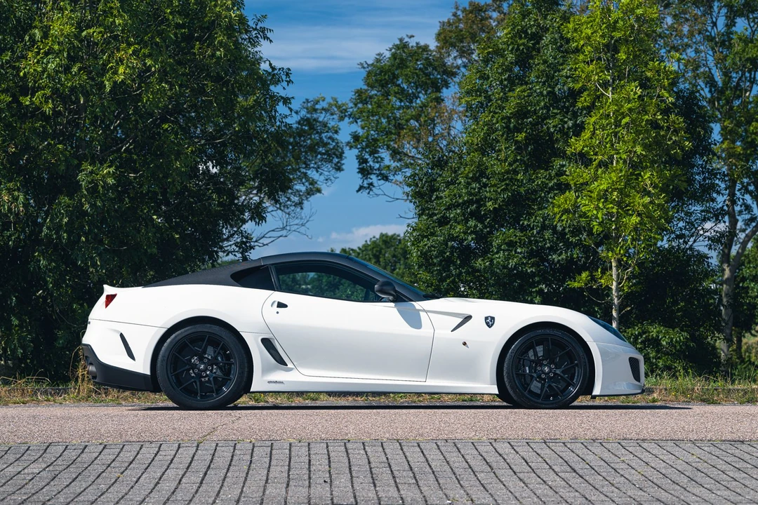 2010 Ferrari 599 GTO - Image 23 of 31