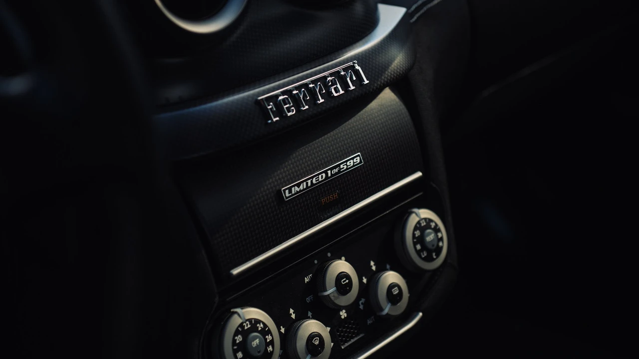 2010 Ferrari 599 GTO - Image 9 of 31