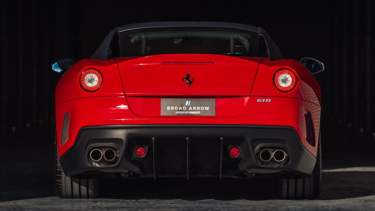 2010 Ferrari 599 GTO - Image 5 of 31
