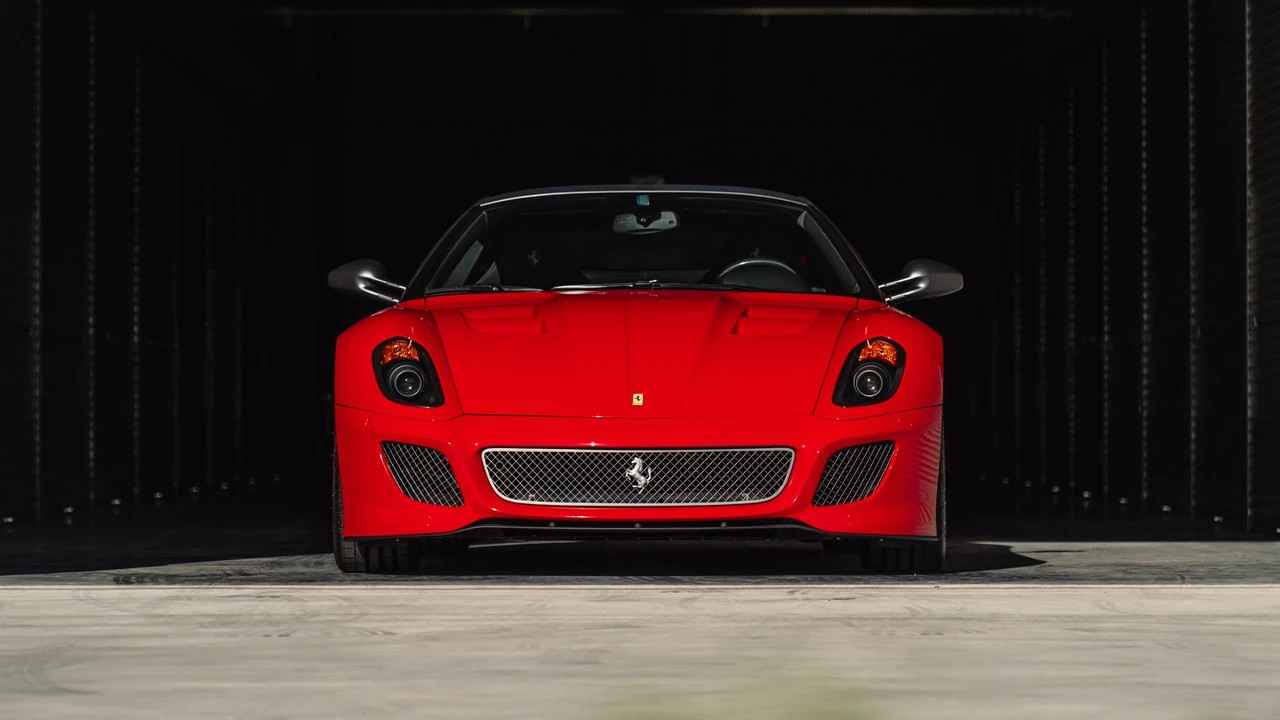 2010 Ferrari 599 GTO - Image 27 of 31