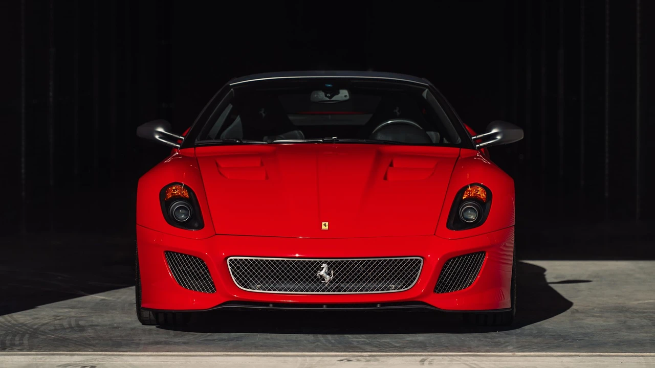 2010 Ferrari 599 GTO - Image 3 of 31