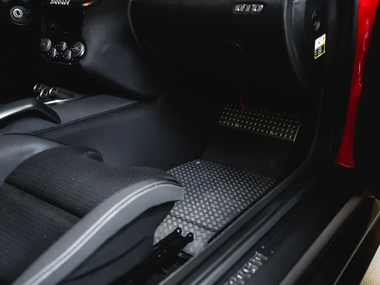 2010 Ferrari 599 GTO - Image 29 of 31