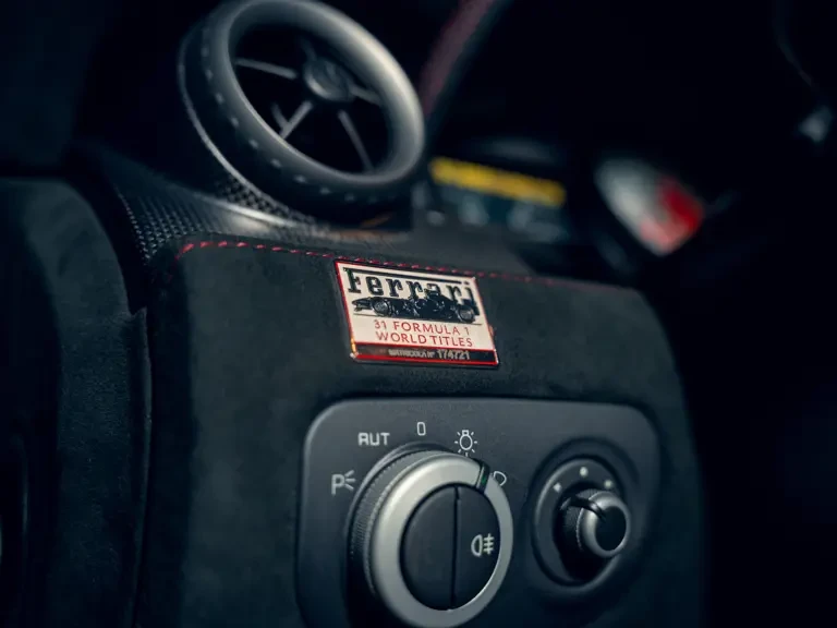 2010 Ferrari 599 GTO - Image 17 of 31