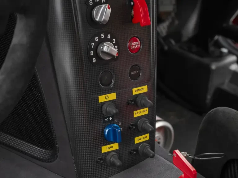 2010 Ferrari 599XX - Image 17 of 31