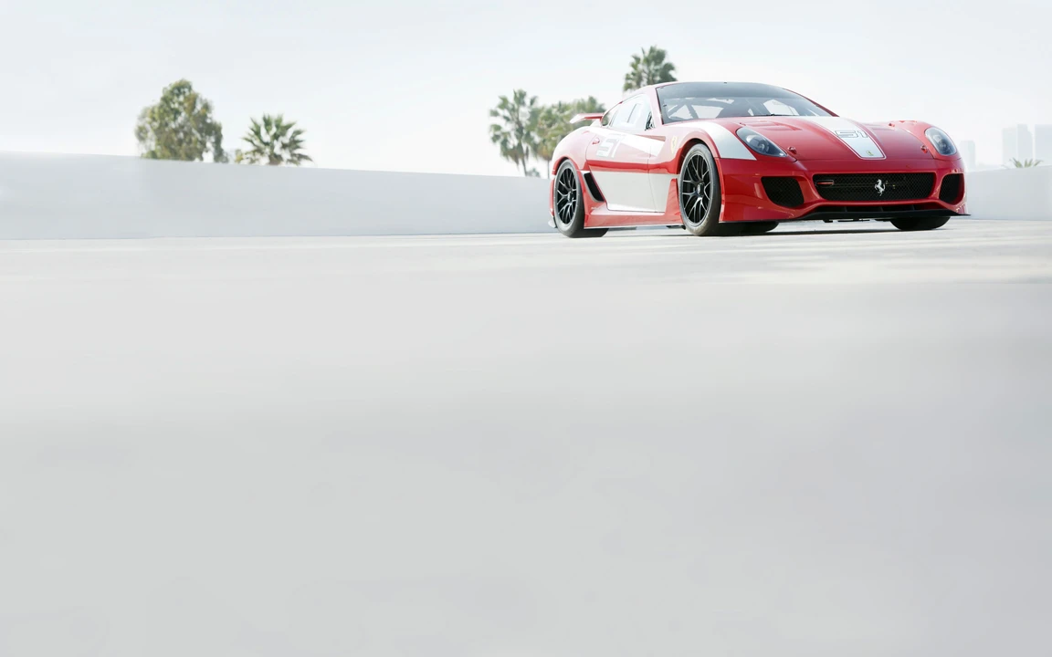 2010 Ferrari 599XX - Image 29 of 31