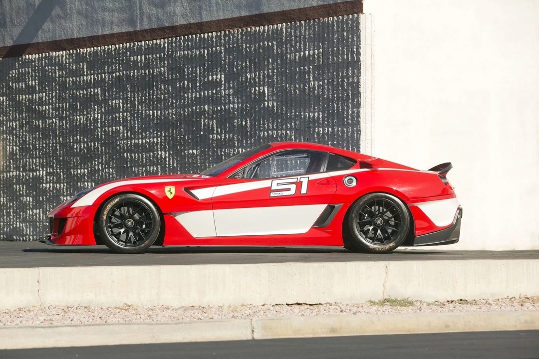 2010 Ferrari 599XX - Image 2 of 31