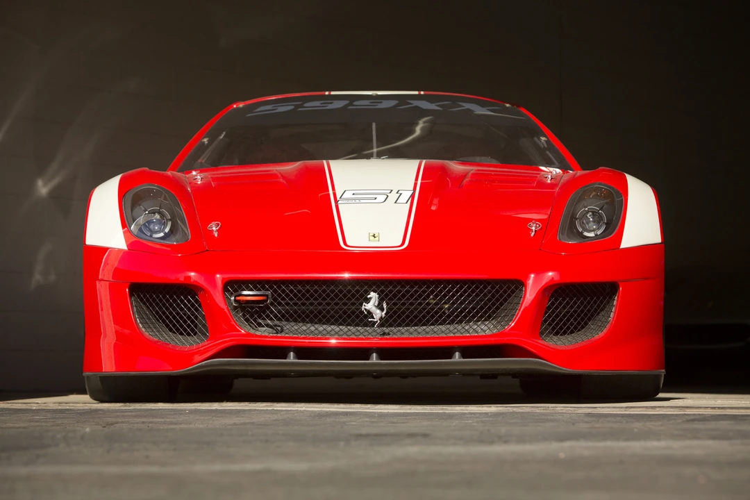 2010 Ferrari 599XX - Image 28 of 31
