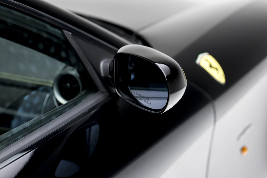 2010 Ferrari 612 - Image 26 of 31