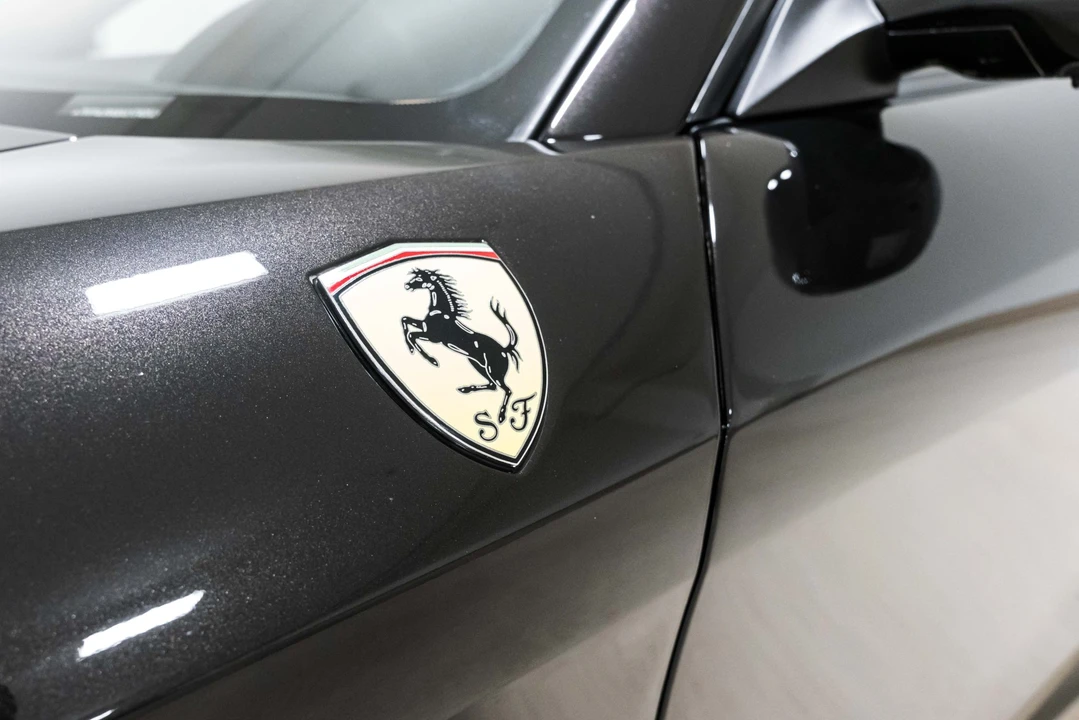 2010 Ferrari 612 - Image 12 of 31