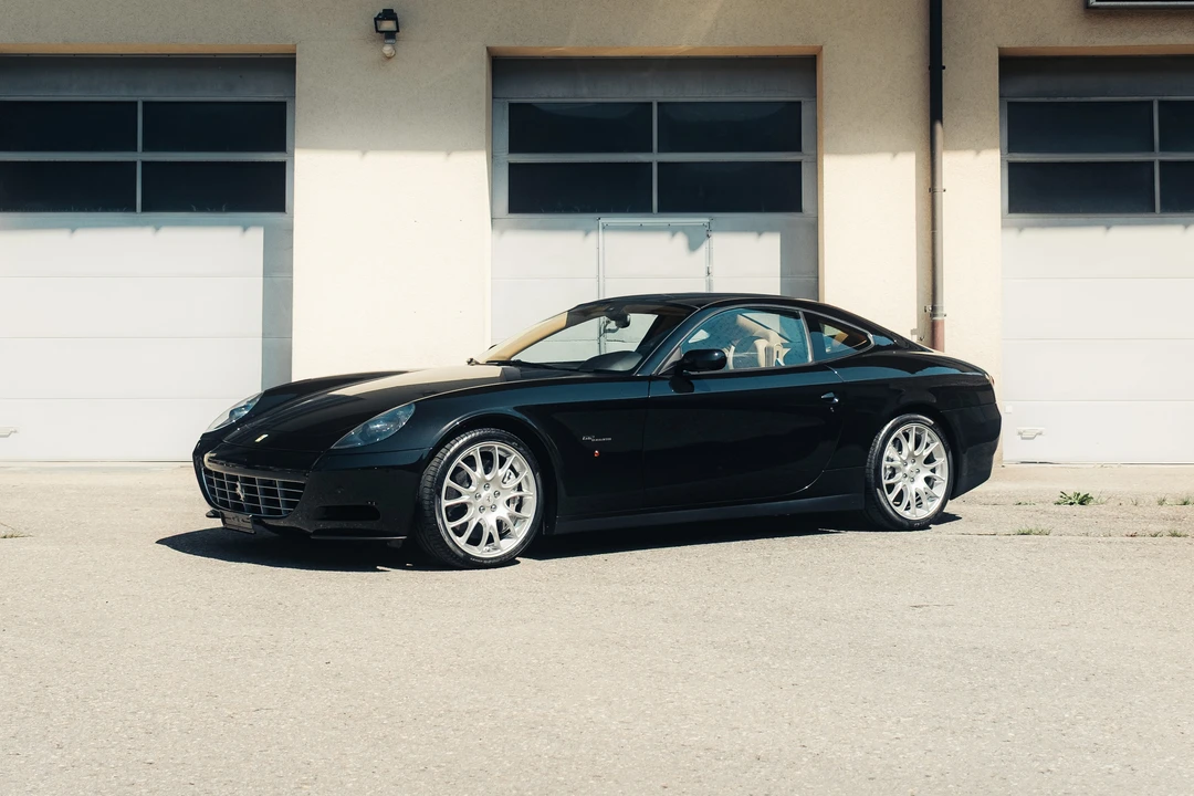 2010 Ferrari 612 - Image 3 of 31