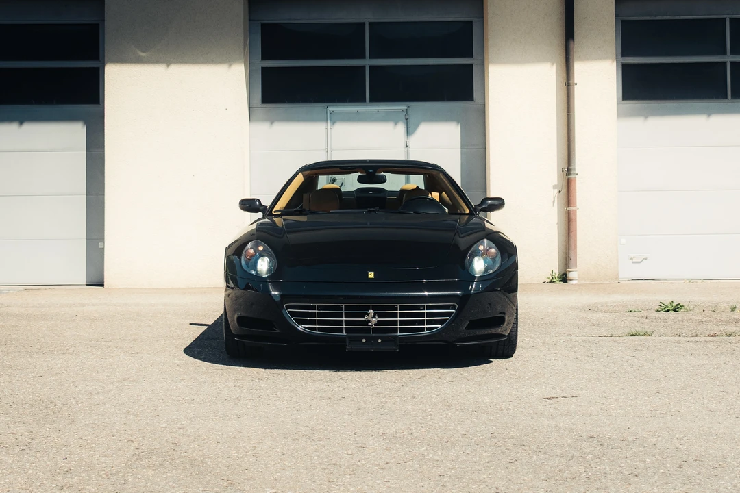 2010 Ferrari 612 - Image 2 of 31