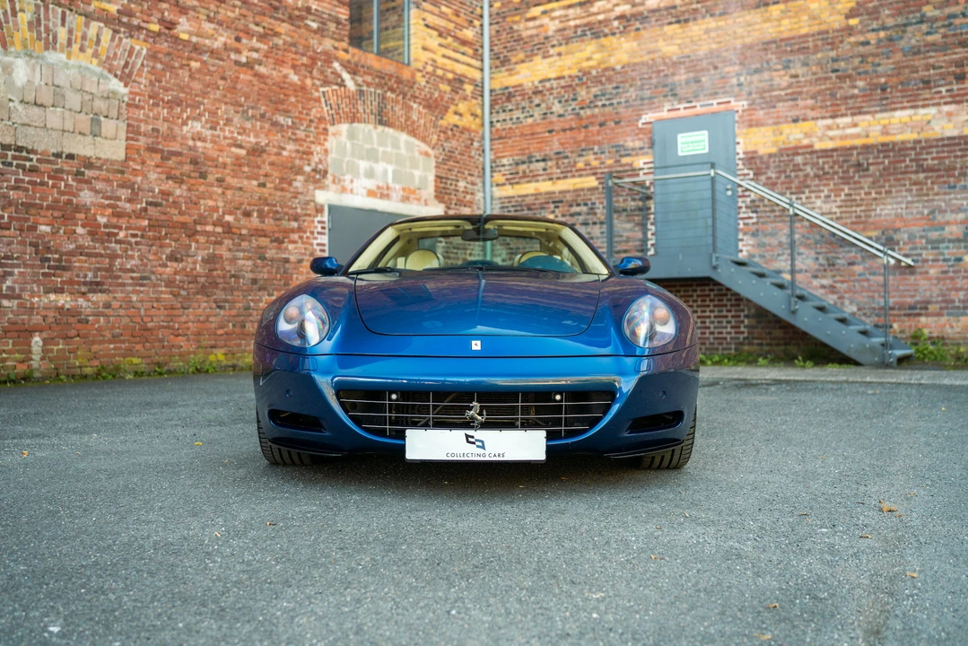 2010 Ferrari 612 - Image 11 of 31