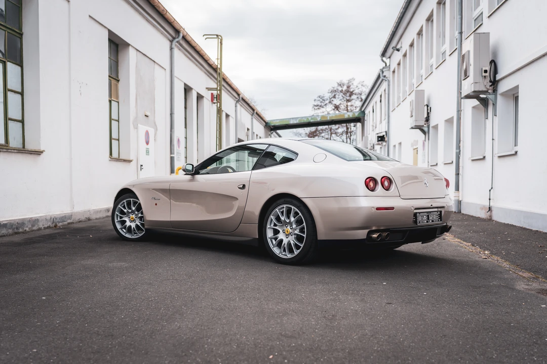 2010 Ferrari 612 - Image 18 of 31