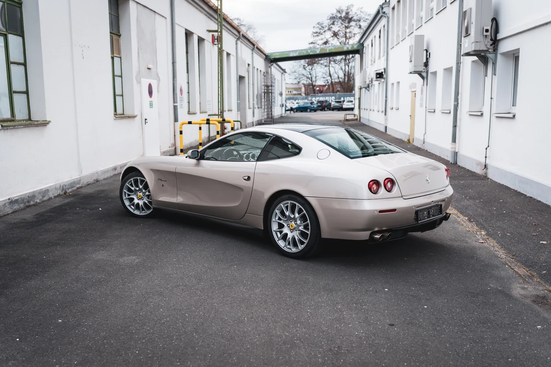 2010 Ferrari 612 - Image 19 of 31