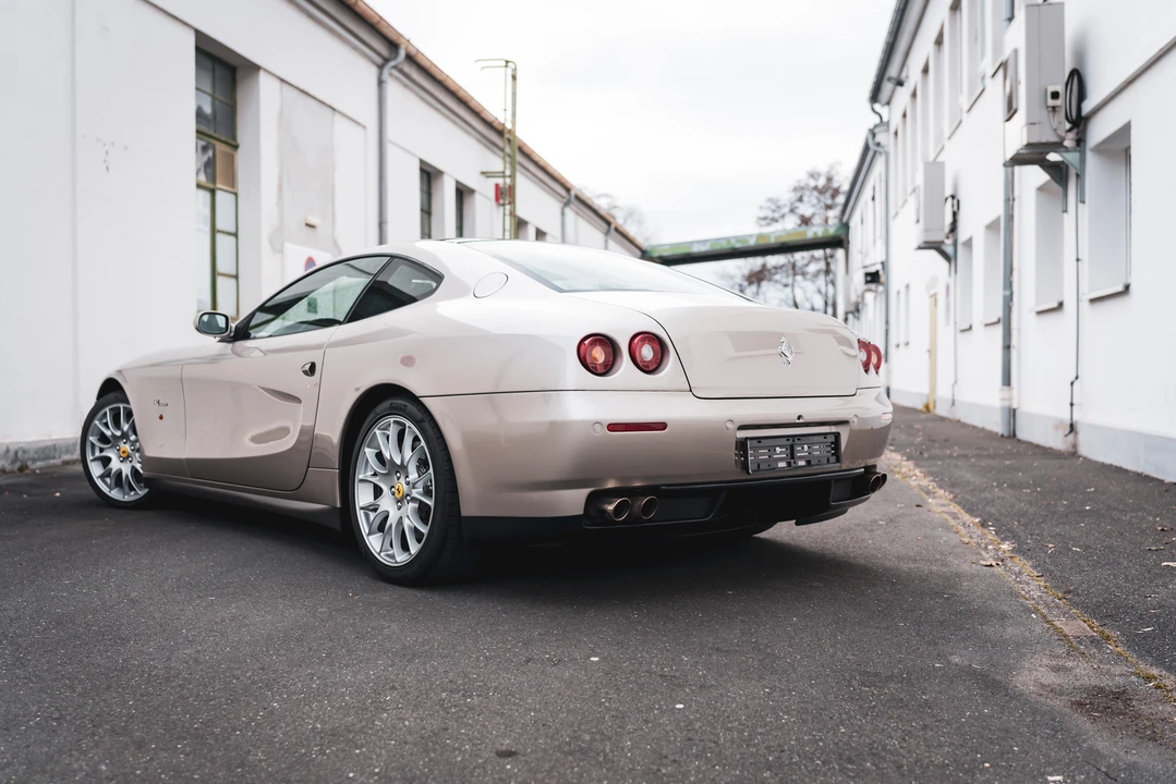 2010 Ferrari 612 - Image 6 of 31