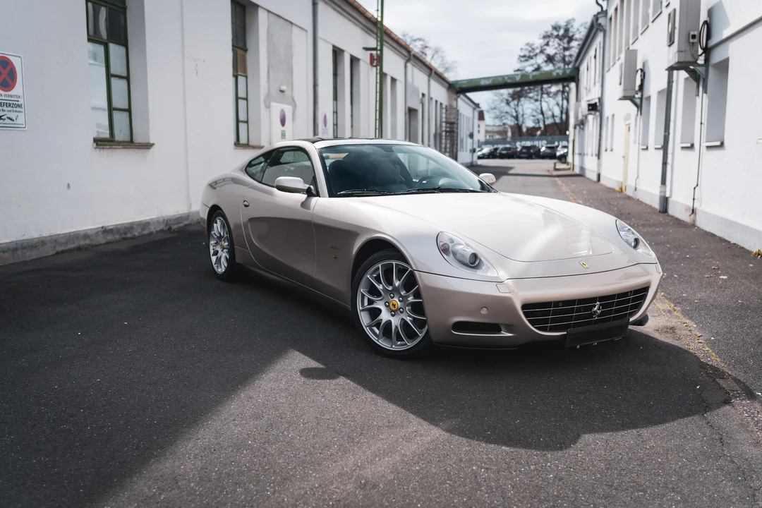 2010 Ferrari 612 - Image 20 of 31
