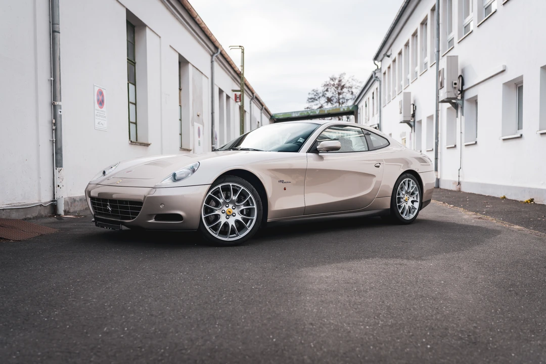2010 Ferrari 612 - Image 8 of 31