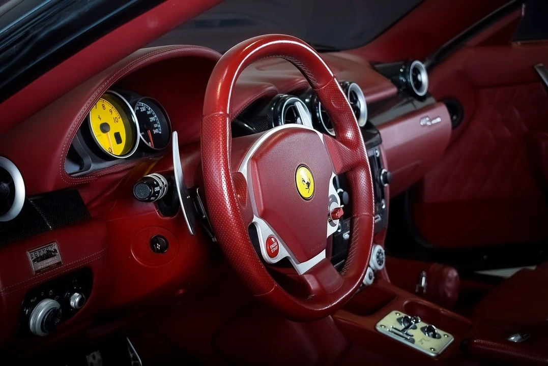 2010 Ferrari 612 - Image 29 of 30