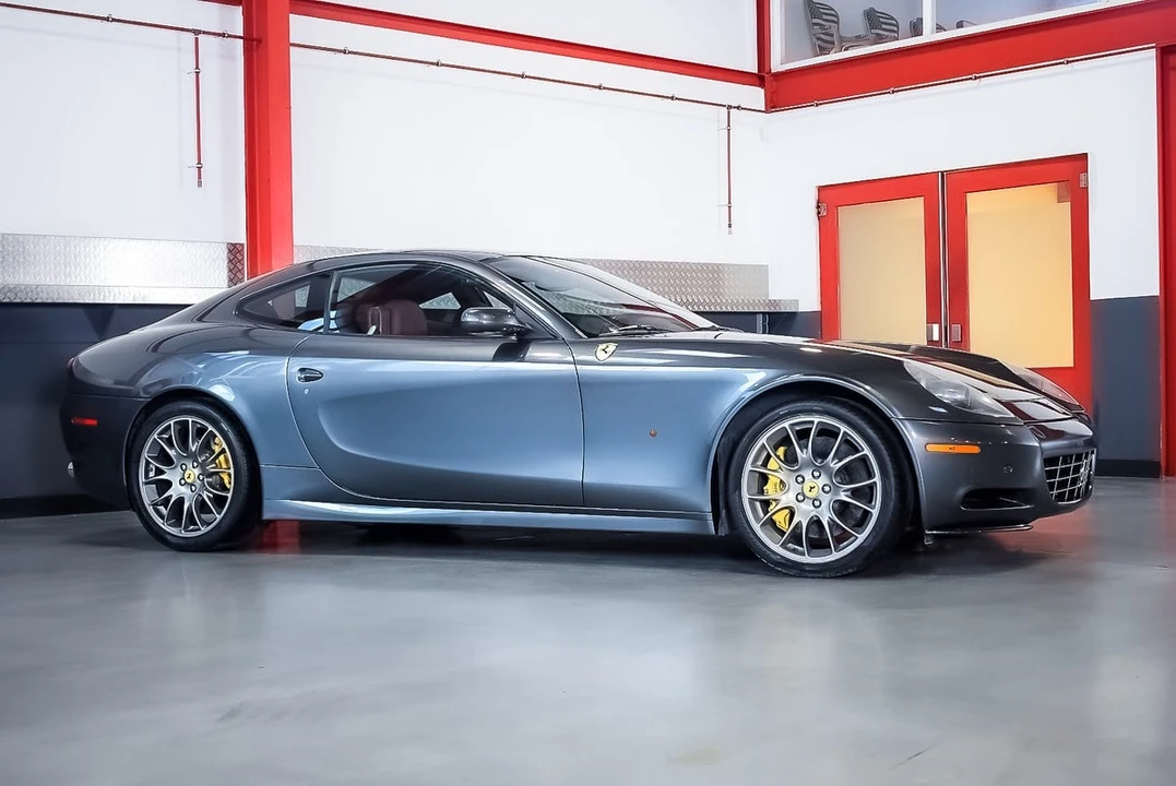 2010 Ferrari 612 - Image 17 of 30
