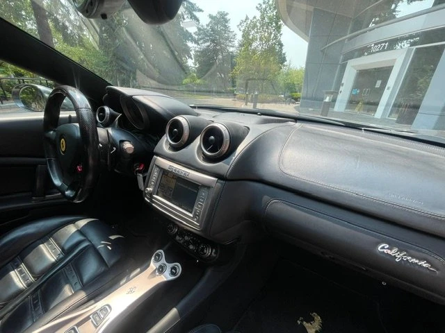 2010 Ferrari California - Image 18 of 20