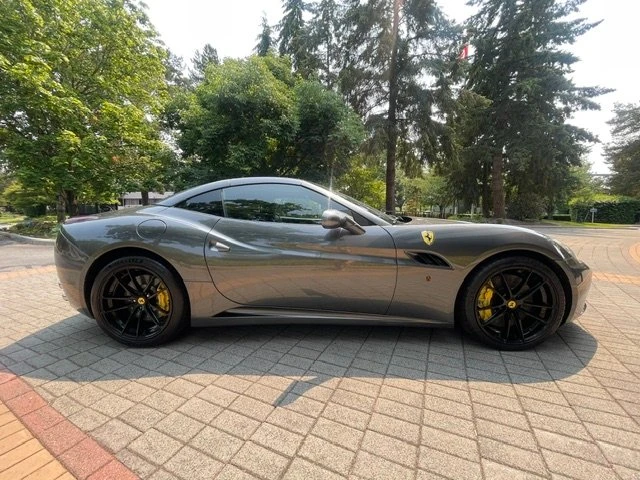 2010 Ferrari California - Image 5 of 20