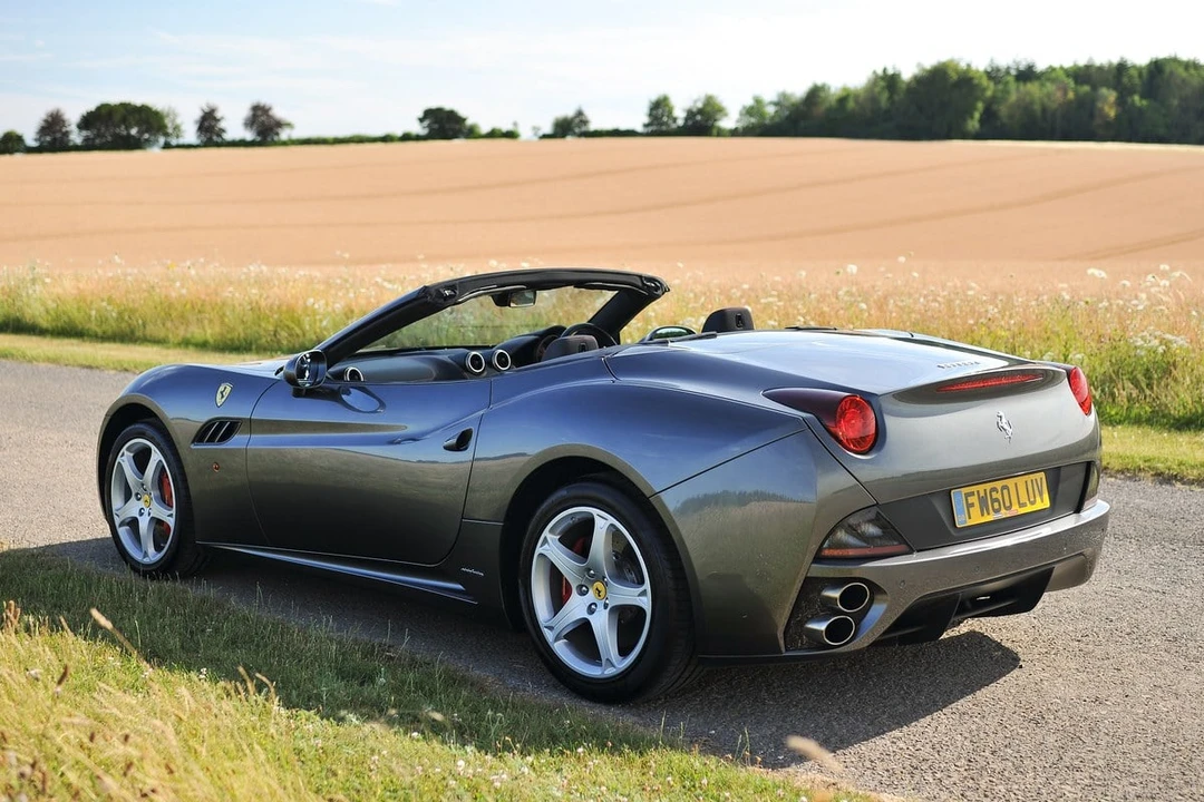 2010 Ferrari California - Image 4 of 30